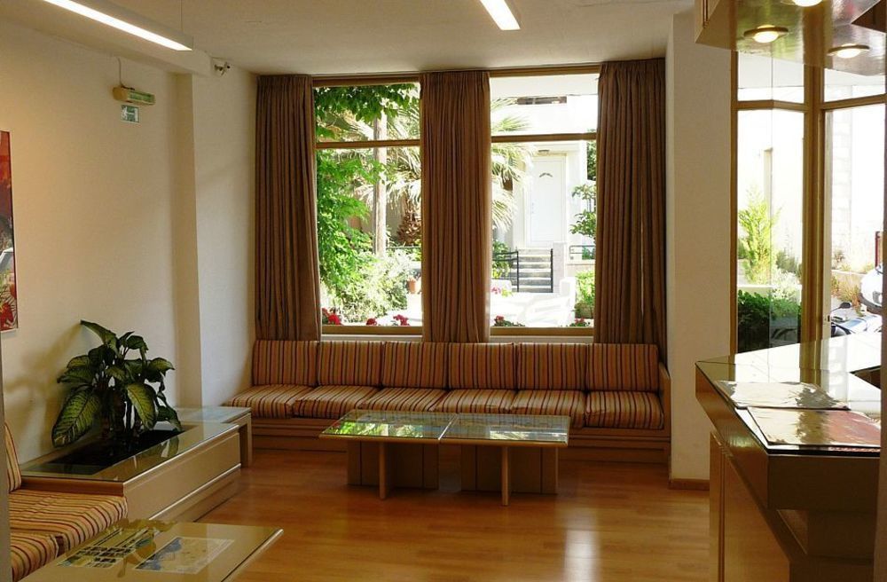 Irene Hotel Chrissi Akti Chania Exterior foto