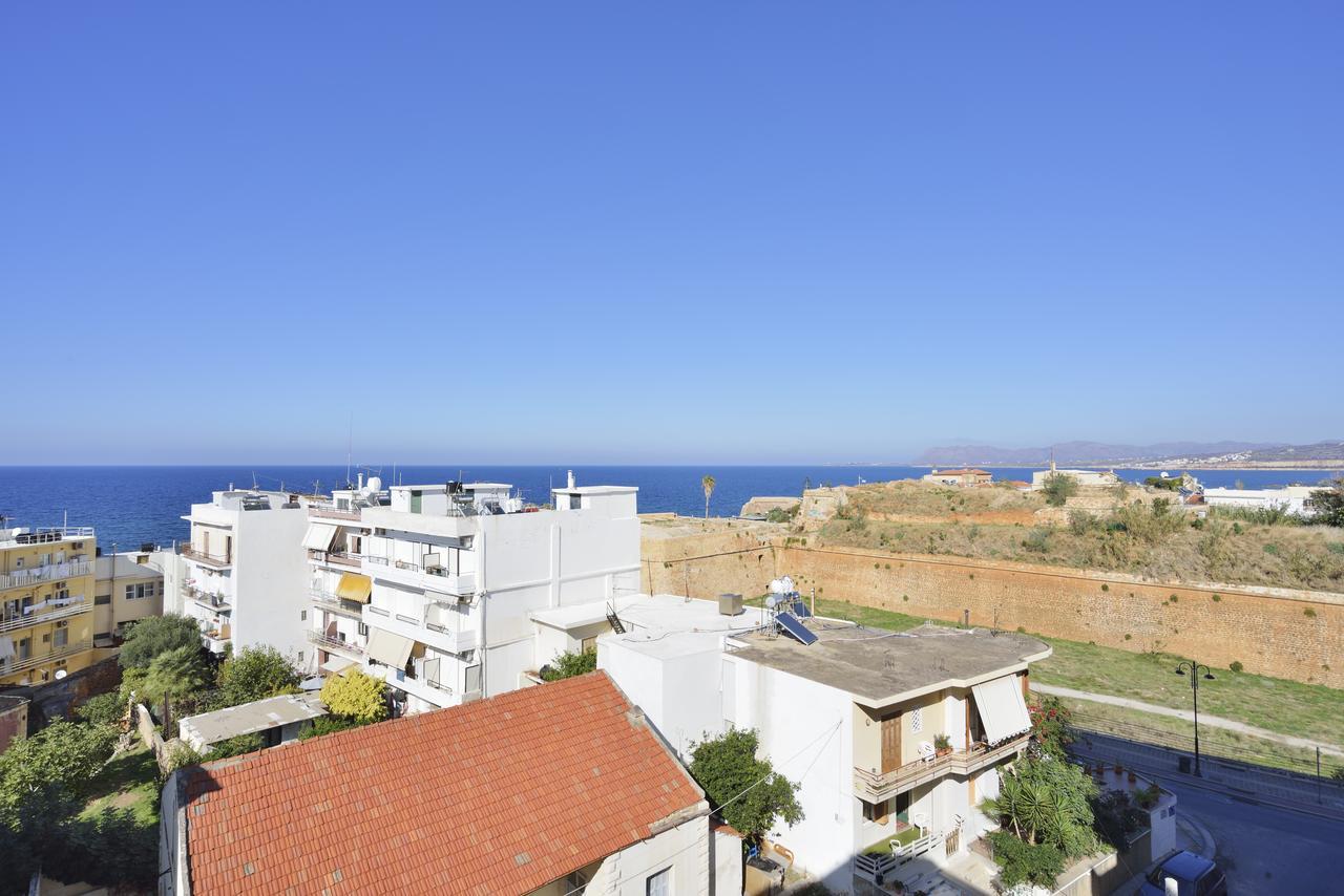 Irene Hotel Chrissi Akti Chania Exterior foto