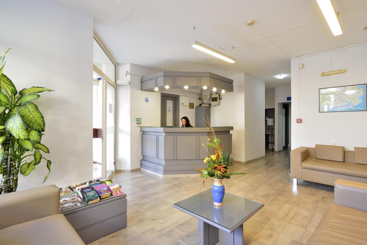 Irene Hotel Chrissi Akti Chania Exterior foto