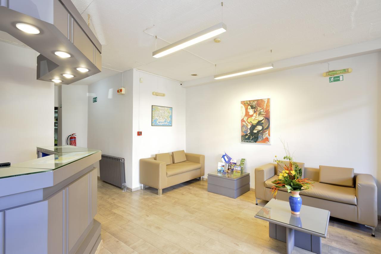Irene Hotel Chrissi Akti Chania Exterior foto
