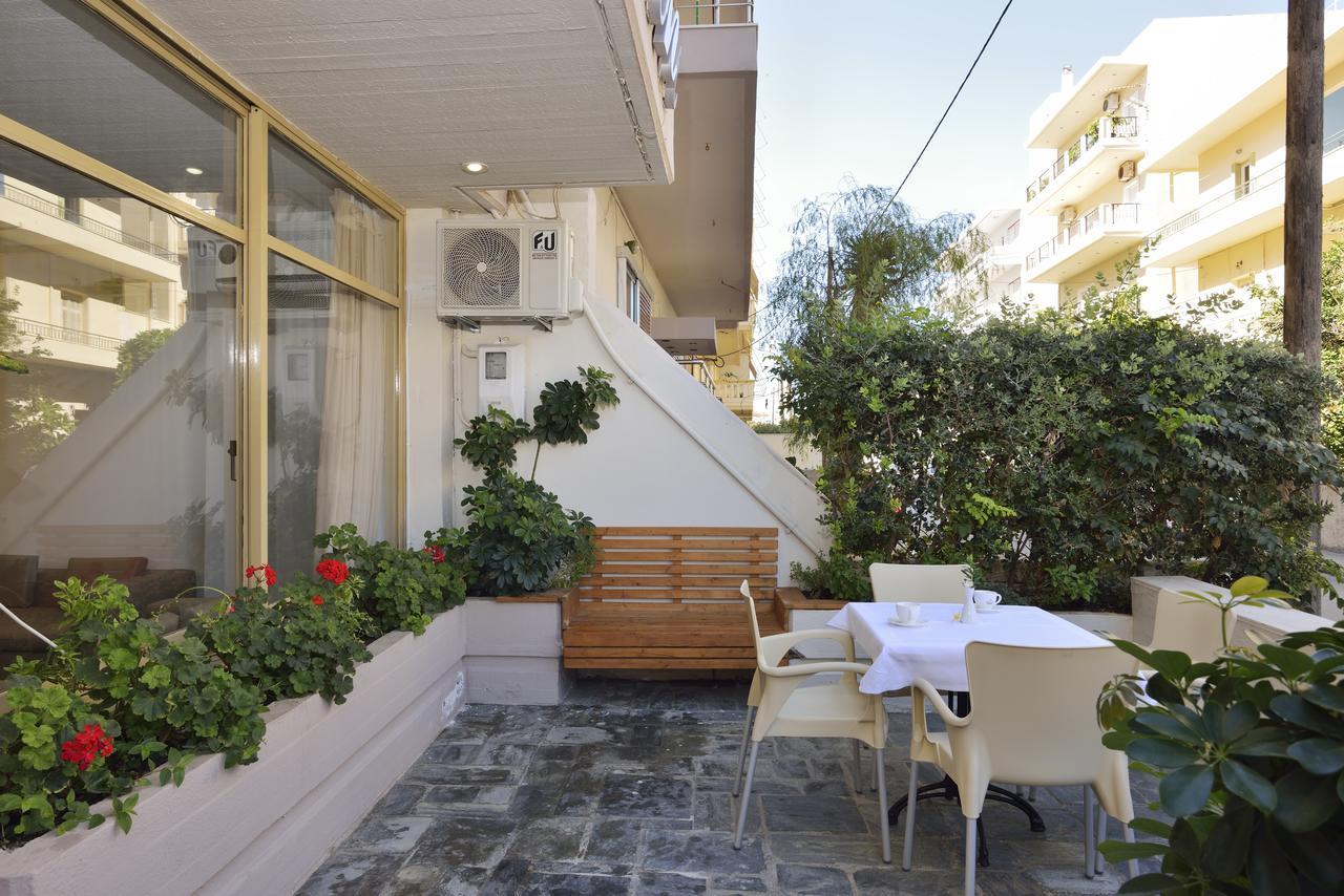 Irene Hotel Chrissi Akti Chania Exterior foto
